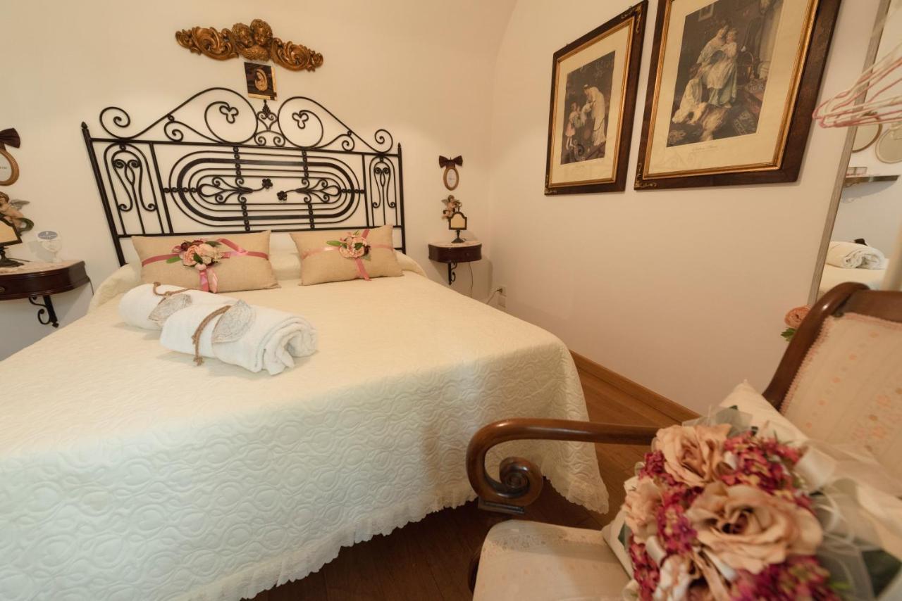 לינה וארוחת בוקר סלרנו La Casa Degli Angeli מראה חיצוני תמונה